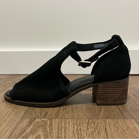 Koolaburra by UGG"Ashlyn"Sandals Size 9 - Picture 10 of 13